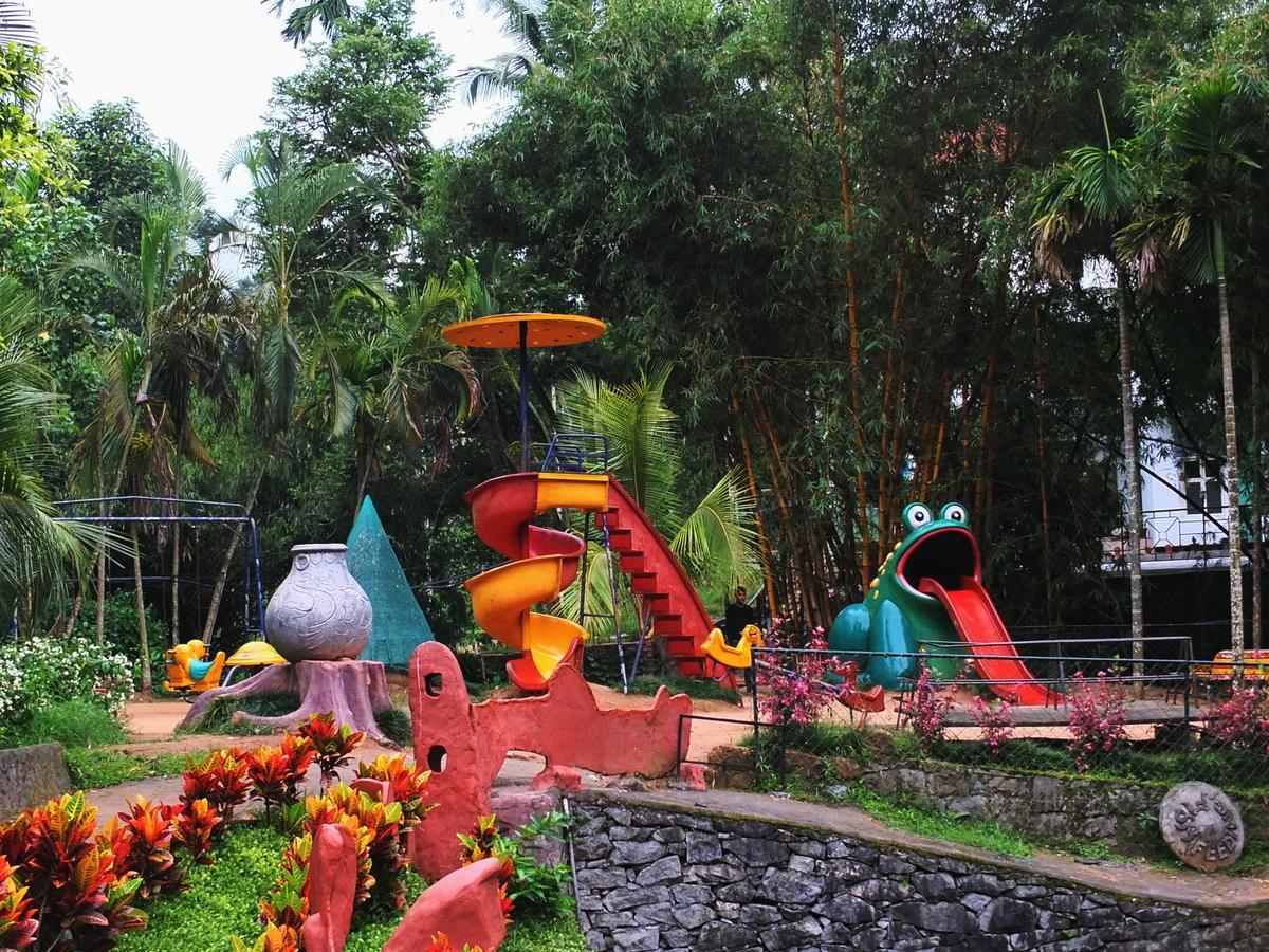 Wayanad Royal Stream Bed and Breakfast Kalpetta Εξωτερικό φωτογραφία
